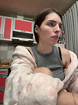 Snapshot of SeducingYoghourt chatting on 01/07/25, 04:37 SeducingYoghourt online show from 01/07/25, 04:37