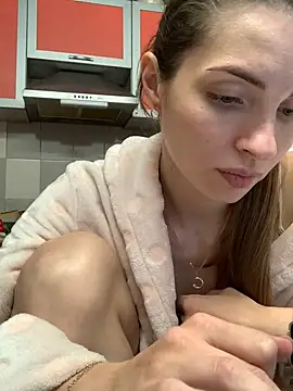 Snapshot of SeducingYoghourt chatting on 01/20/25, 04:34 SeducingYoghourt online show from 01/20/25, 04:34