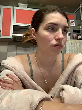 Snapshot of SeducingYoghourt chatting on 02/07/25, 03:19 SeducingYoghourt online show from 02/07/25, 03:19