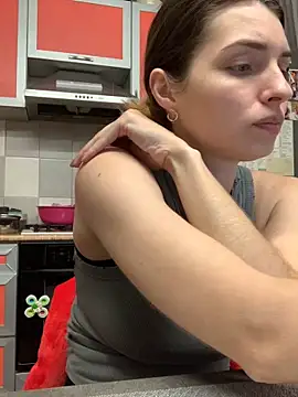 Snapshot of SeducingYoghourt chatting on 02/16/25, 04:32 SeducingYoghourt online show from 02/16/25, 04:32