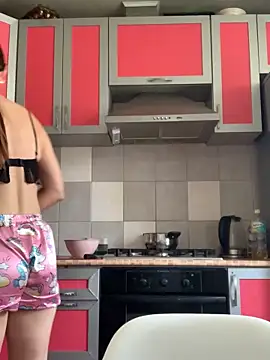 Snapshot of SeducingYoghourt chatting on 09/16/25, 11:22 SeducingYoghourt online show from 09/16/25, 11:22