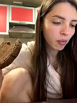 Snapshot of SeducingYoghourt chatting on 10/13/25, 03:45 SeducingYoghourt online show from 10/13/25, 03:45