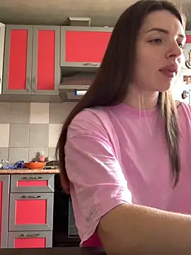 SeducingYoghourt online show from 04/20/26, 11:13