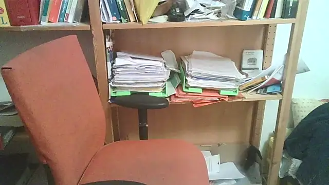 Snapshot of makau1 chatting on 04/01/26, 08:06 makau1 online show from 04/01/26, 08:06