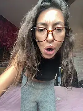 amanilouve online show from 03/12/26, 11:49