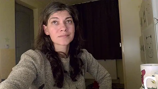 Snapshot of MercyLove chatting on 11/20/25, 02:39 MercyLove online show from 11/20/25, 02:39