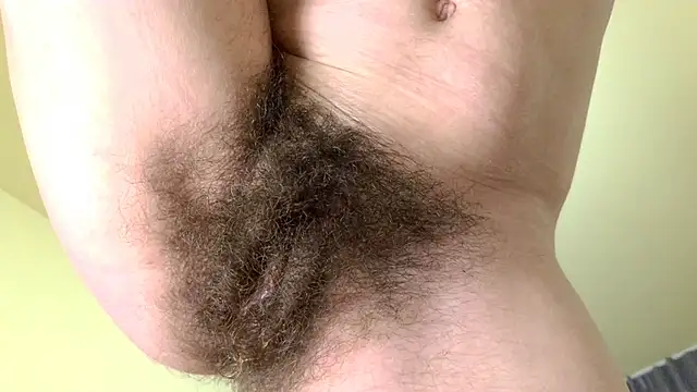 Snapshot of MercyLove chatting on 11/30/25, 01:48 MercyLove online show from 11/30/25, 01:48