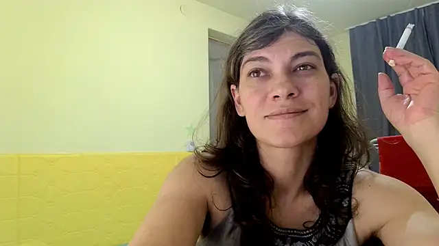 Snapshot of MercyLove chatting on 12/04/25, 04:16 MercyLove online show from 12/04/25, 04:16