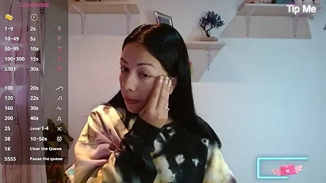 Snapshot of MadisonCambel chatting on 12/06/24, 01:55 MadisonCambel online show from 12/06/24, 01:55