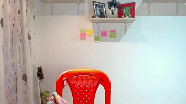 Snapshot of MadisonCambel chatting on 12/28/24, 03:47 MadisonCambel online show from 12/28/24, 03:47