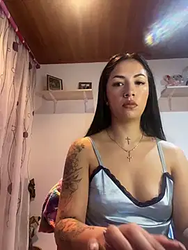 Snapshot of MadisonCambel chatting on 01/09/25, 02:22 MadisonCambel online show from 01/09/25, 02:22