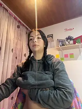 Snapshot of MadisonCambel chatting on 02/19/25, 09:28 MadisonCambel online show from 02/19/25, 09:28