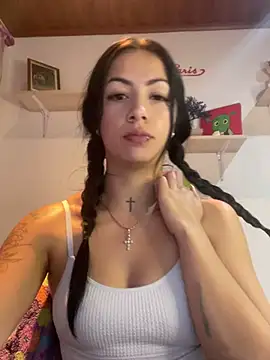 Snapshot of MadisonCambel chatting on 02/21/25, 04:29 MadisonCambel online show from 02/21/25, 04:29