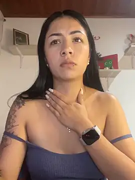 Snapshot of MadisonCambel chatting on 03/11/25, 11:37 MadisonCambel online show from 03/11/25, 11:37