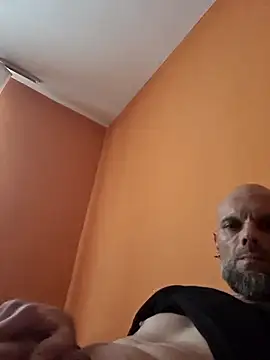 Ladyshaker82 online show from 11/01/25, 02:52