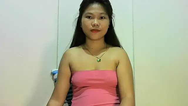 Snapshot of wildestsweetie chatting on 02/21/25, 10:37 wildestsweetie online show from 02/21/25, 10:37