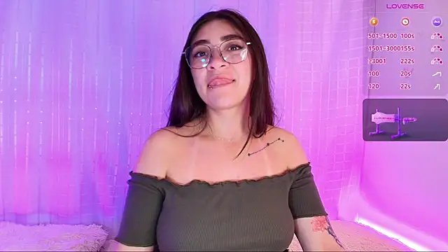 Snapshot of Samii_Evans chatting on 01/09/25, 06:06 Samii Evans online show from 01/09/25, 06:06