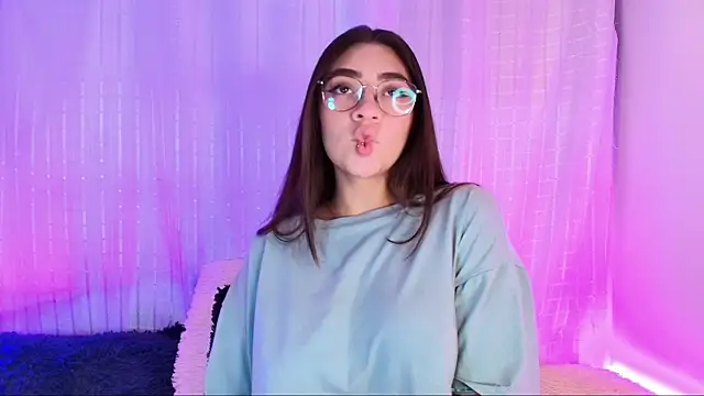 Snapshot of Samii_Evans chatting on 02/06/25, 03:27 Samii Evans online show from 02/06/25, 03:27