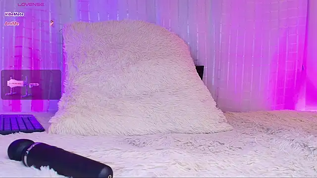 Snapshot of Samii_Evans chatting on 03/06/25, 07:36 Samii Evans online show from 03/06/25, 07:36