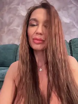 Snapshot of Emma_Catt chatting on 02/03/26, 06:40 Emma Catt online show from 02/03/26, 06:40