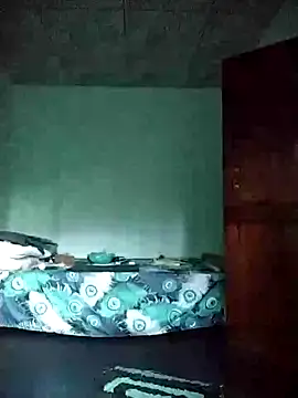 Snapshot of wasaa083 chatting on 02/10/25, 01:14 wasaa083 online show from 02/10/25, 01:14