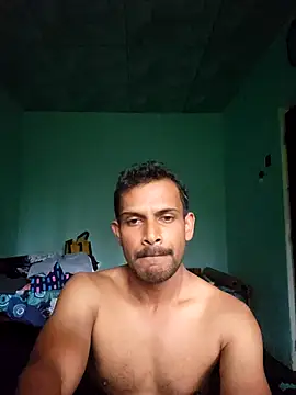 Snapshot of wasaa083 chatting on 10/20/25, 01:17 wasaa083 online show from 10/20/25, 01:17