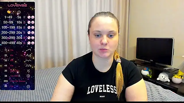 Snapshot of AlanaBrox chatting on 01/23/25, 10:54 AlanaBrox online show from 01/23/25, 10:54