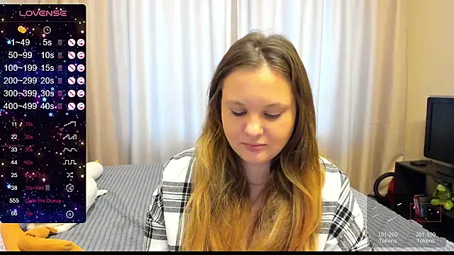 Snapshot of AlanaBrox chatting on 02/12/25, 09:31 AlanaBrox online show from 02/12/25, 09:31