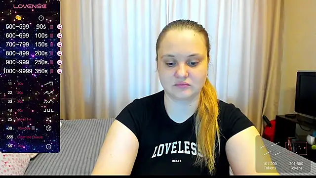 Snapshot of AlanaBrox chatting on 02/24/25, 10:04 AlanaBrox online show from 02/24/25, 10:04