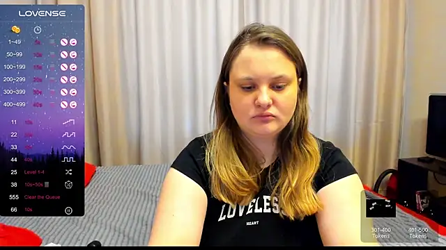 Snapshot of AlanaBrox chatting on 03/16/25, 02:55 AlanaBrox online show from 03/16/25, 02:55