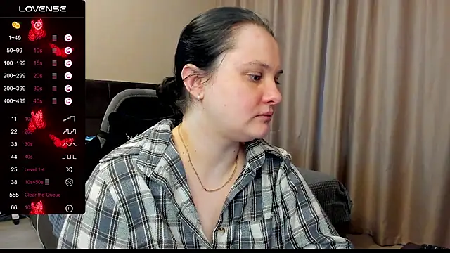 AlanaBrox online show from 11/17/25, 11:38