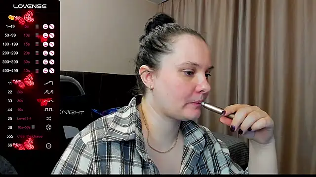 AlanaBrox online show from 11/28/25, 11:40