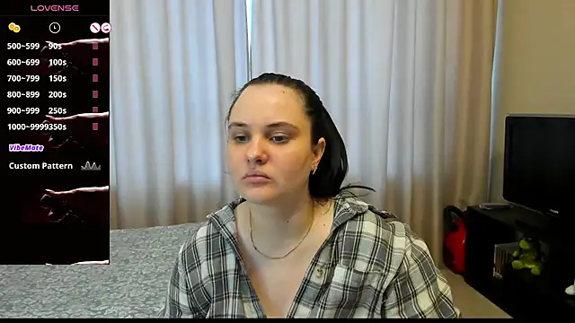 AlanaBrox online show from 05/05/26, 01:41
