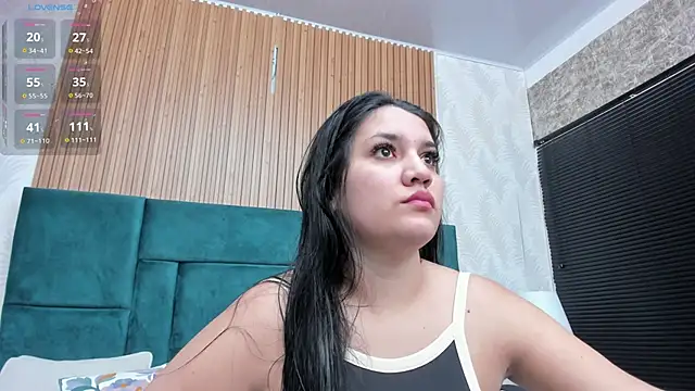 Kareena chopra online show from 12/05/25, 12:47