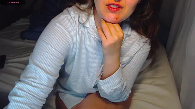 LoraPreston online show from 01/21/25, 08:43