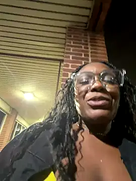 TilaTotti online show from 12/17/25, 05:02