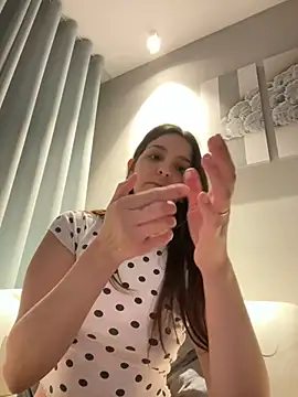 DoriDeluxe66 online show from 02/20/25, 08:25