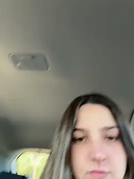 DoriDeluxe66 online show from 10/27/25, 08:29