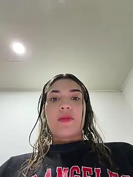 Snapshot of Sarita-candy chatting on 04/06/26, 01:45 Sarita-candy online show from 04/06/26, 01:45