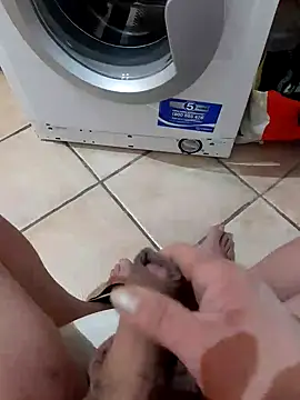 Snapshot of 74bob chatting on 01/29/25, 04:26 74bob online show from 01/29/25, 04:26