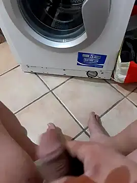 Snapshot of 74bob chatting on 02/12/25, 04:33 74bob online show from 02/12/25, 04:33