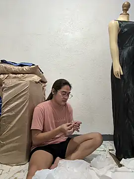 MarieLoveGlamorous online show from 04/23/26, 04:09