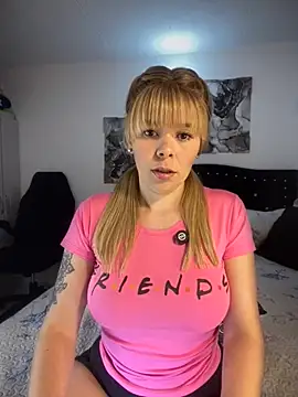 carolina16love online show from 11/22/25, 10:09