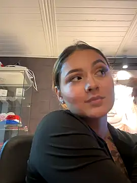 Emiily W online show from 11/05/25, 08:09