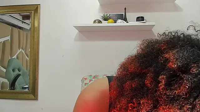 Snapshot of naia_blessed chatting on 02/11/25, 07:16 naia blessed online show from 02/11/25, 07:16