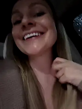Bondgirl 013 online show from 04/18/26, 07:58