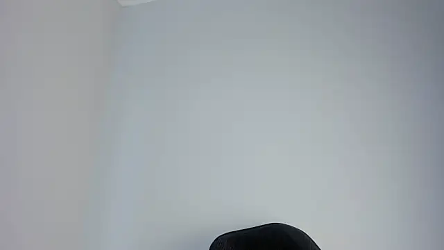 my lovely mia online show from 01/31/25, 03:44