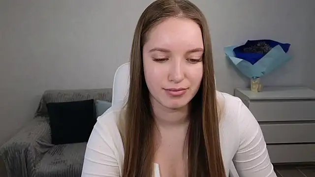 Snapshot of EvaMaddison chatting on 01/17/25, 08:13 EvaMaddison online show from 01/17/25, 08:13