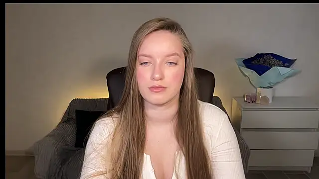 EvaMaddison online show from 03/19/26, 05:33