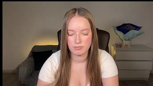 EvaMaddison online show from 03/26/26, 05:51